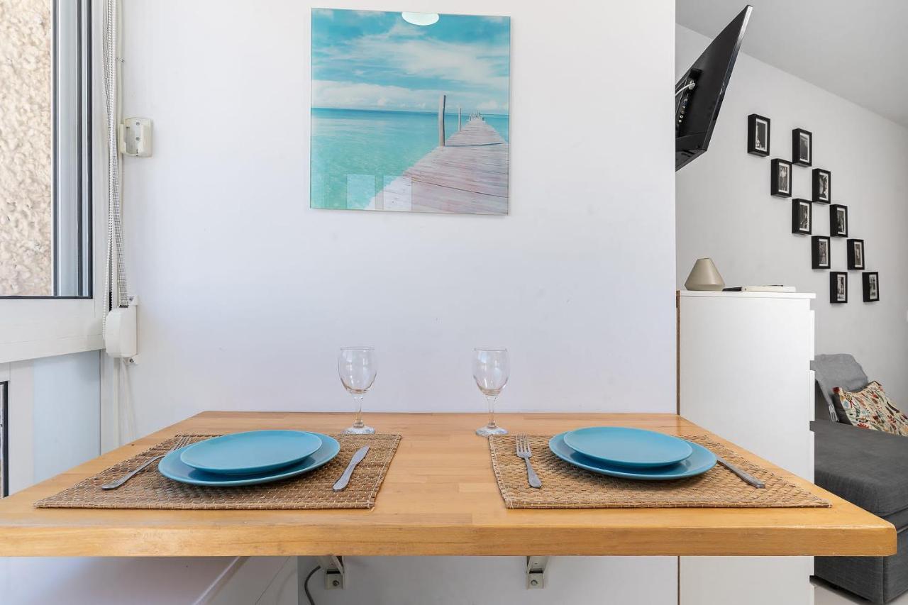 Ferienwohnung Mi Casa De La Playa -Estudio Frente Al Mar- Benalmádena Exterior foto