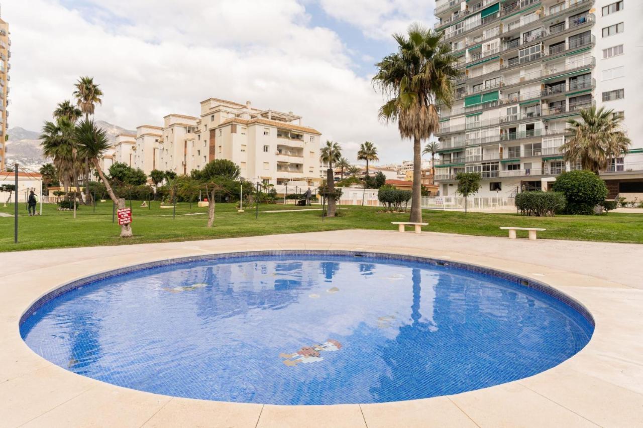 Ferienwohnung Mi Casa De La Playa -Estudio Frente Al Mar- Benalmádena Exterior foto